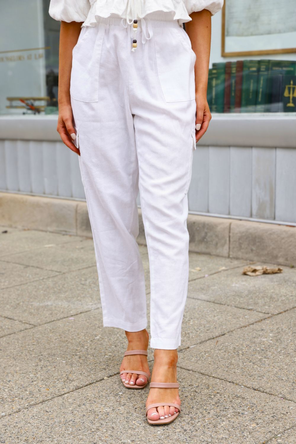 Petite fashion white linen pants